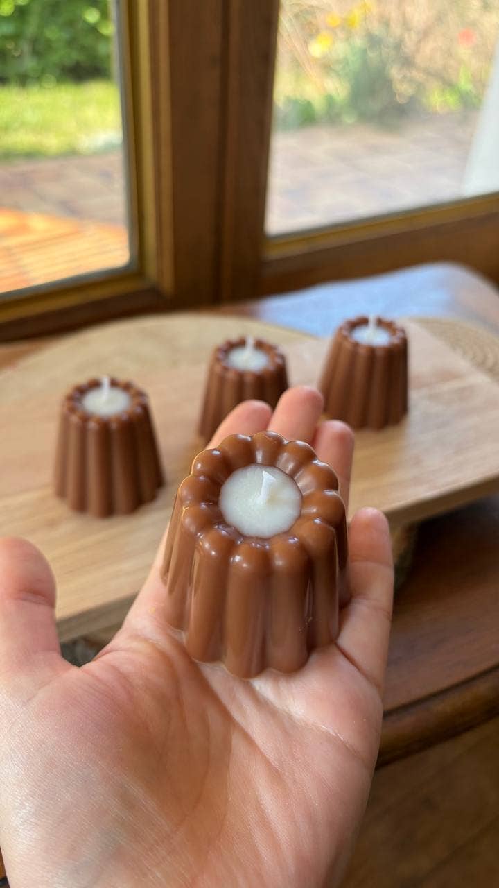 Mini Canelé Candle – French Dessert, Scented: Vanilla