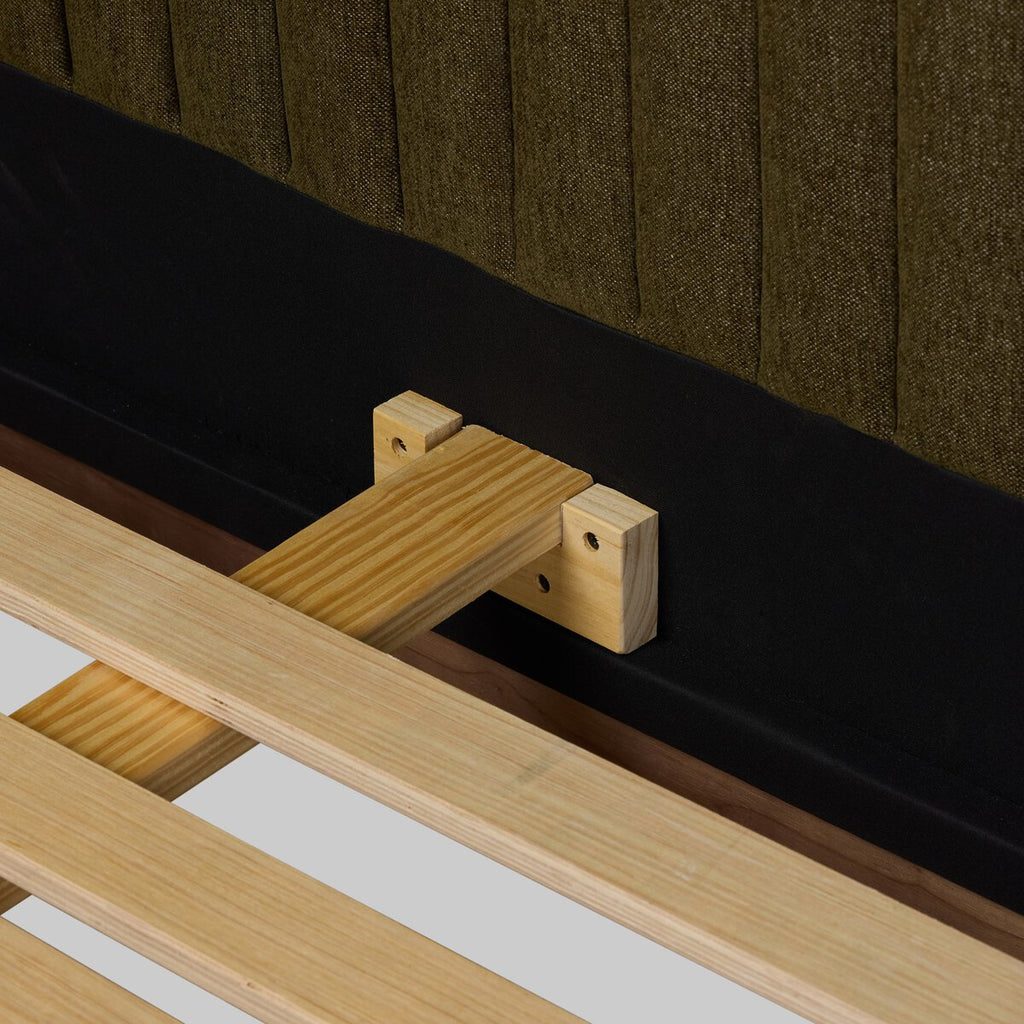 Montgomery Bed