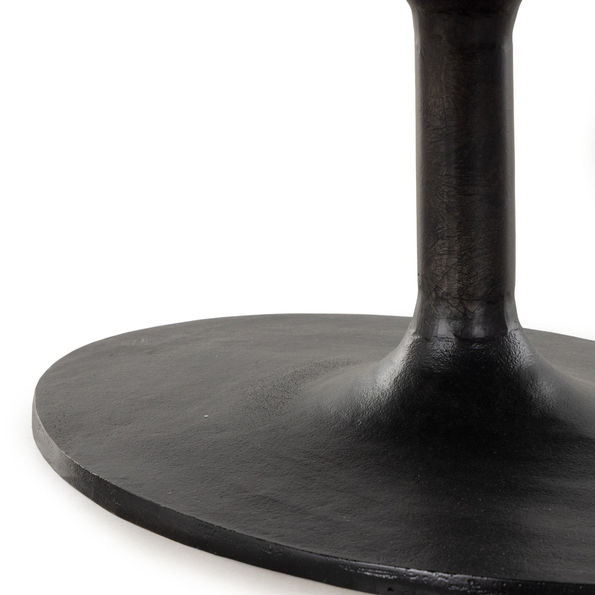 SIMONE OVAL COFFEE TABLE/Black