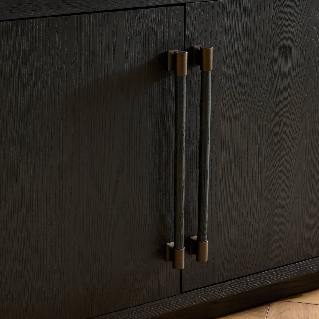 Adolfo Media Console