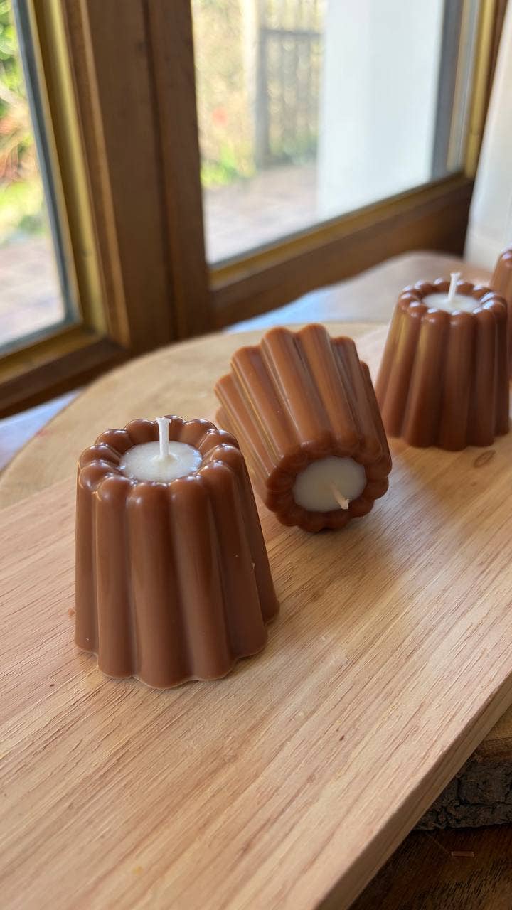 Mini Canelé Candle – French Dessert, Scented: Vanilla