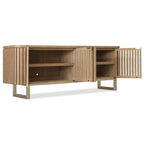 Commerce and Market Easton Entertainment Console