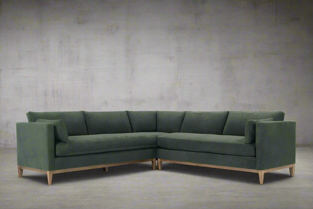 Leo Sectional