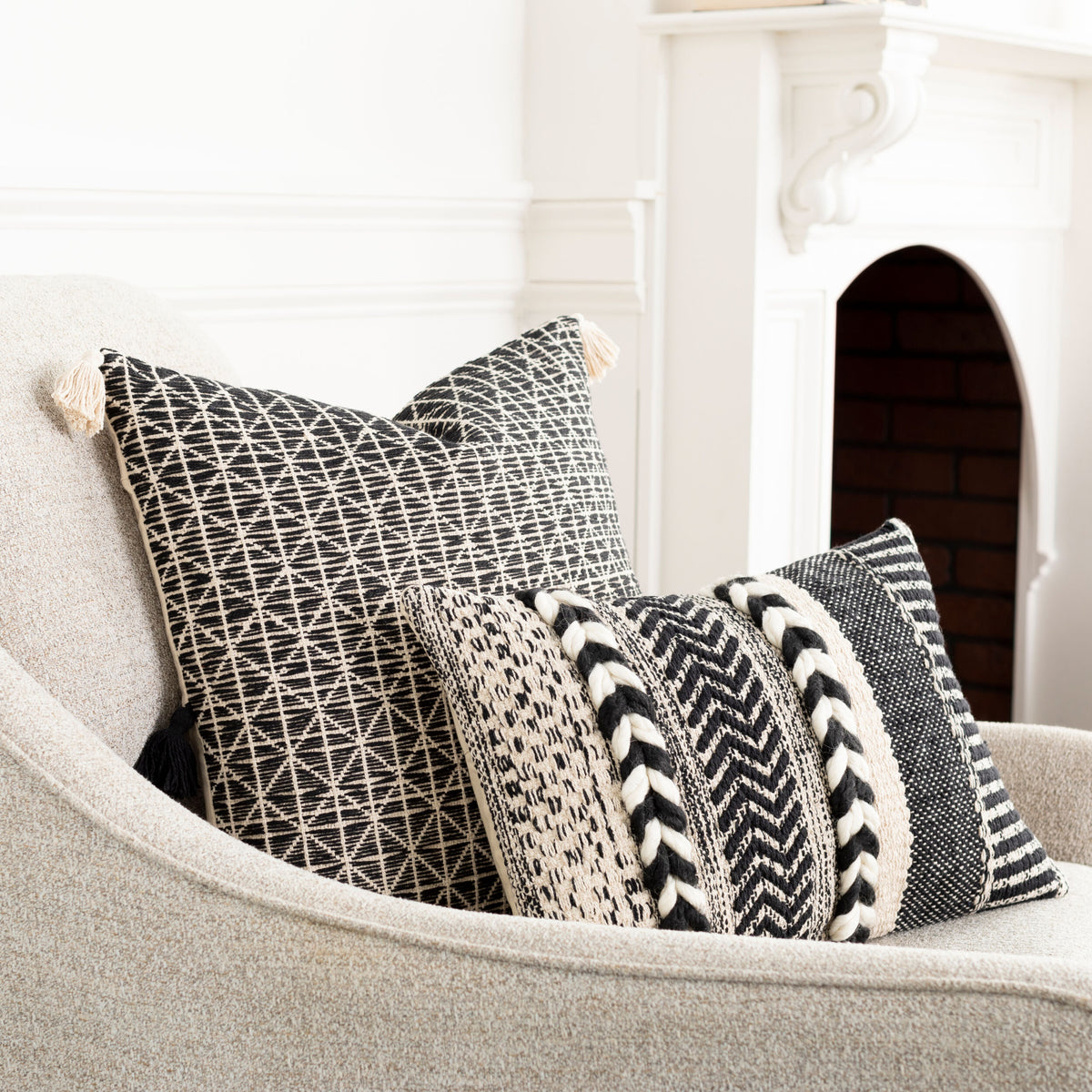 Cascada Pillow CDA-001