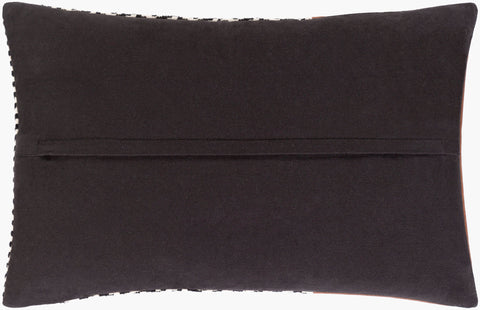 Fiona Pillow FNA-002