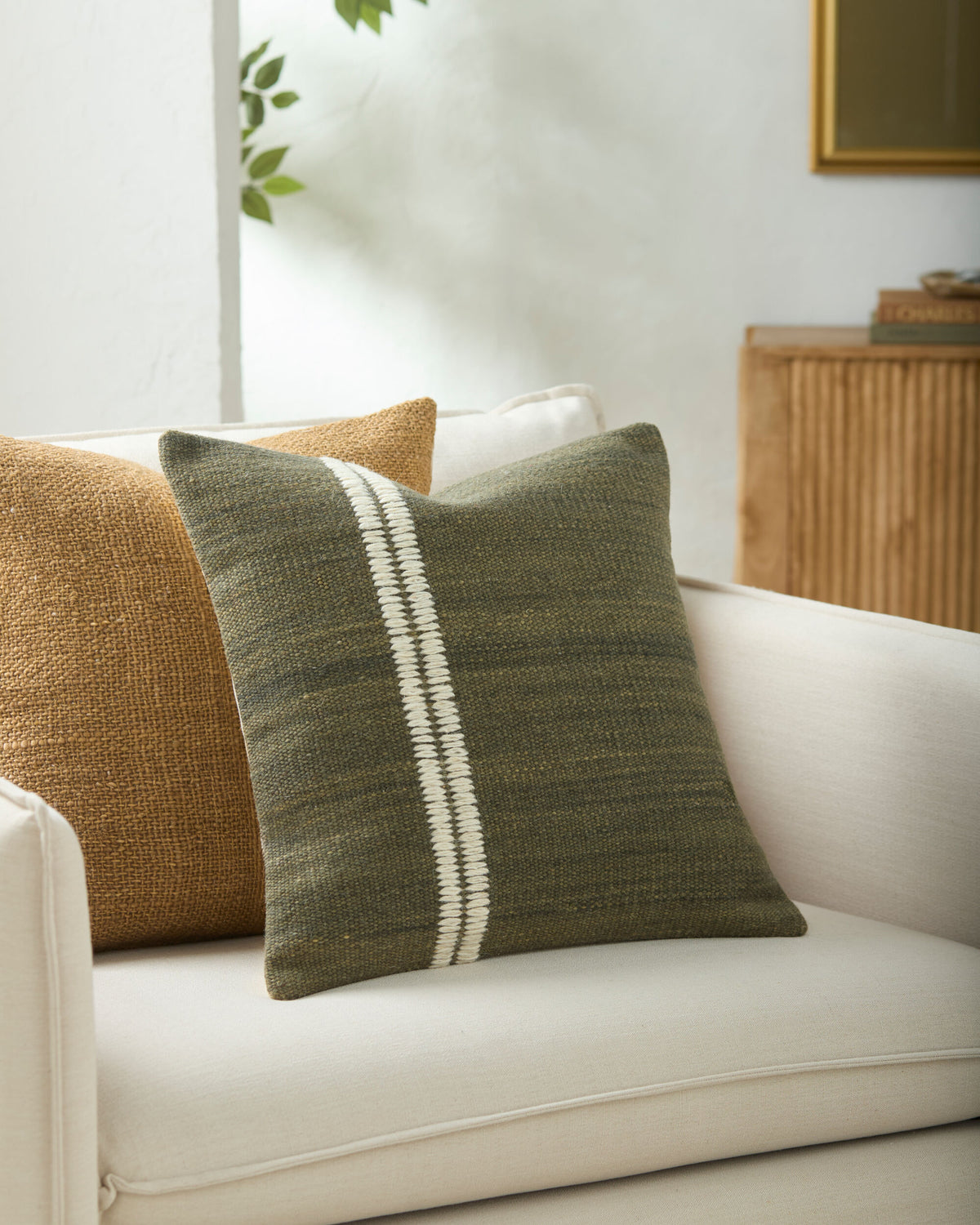 JND-003-Jundah Pillow