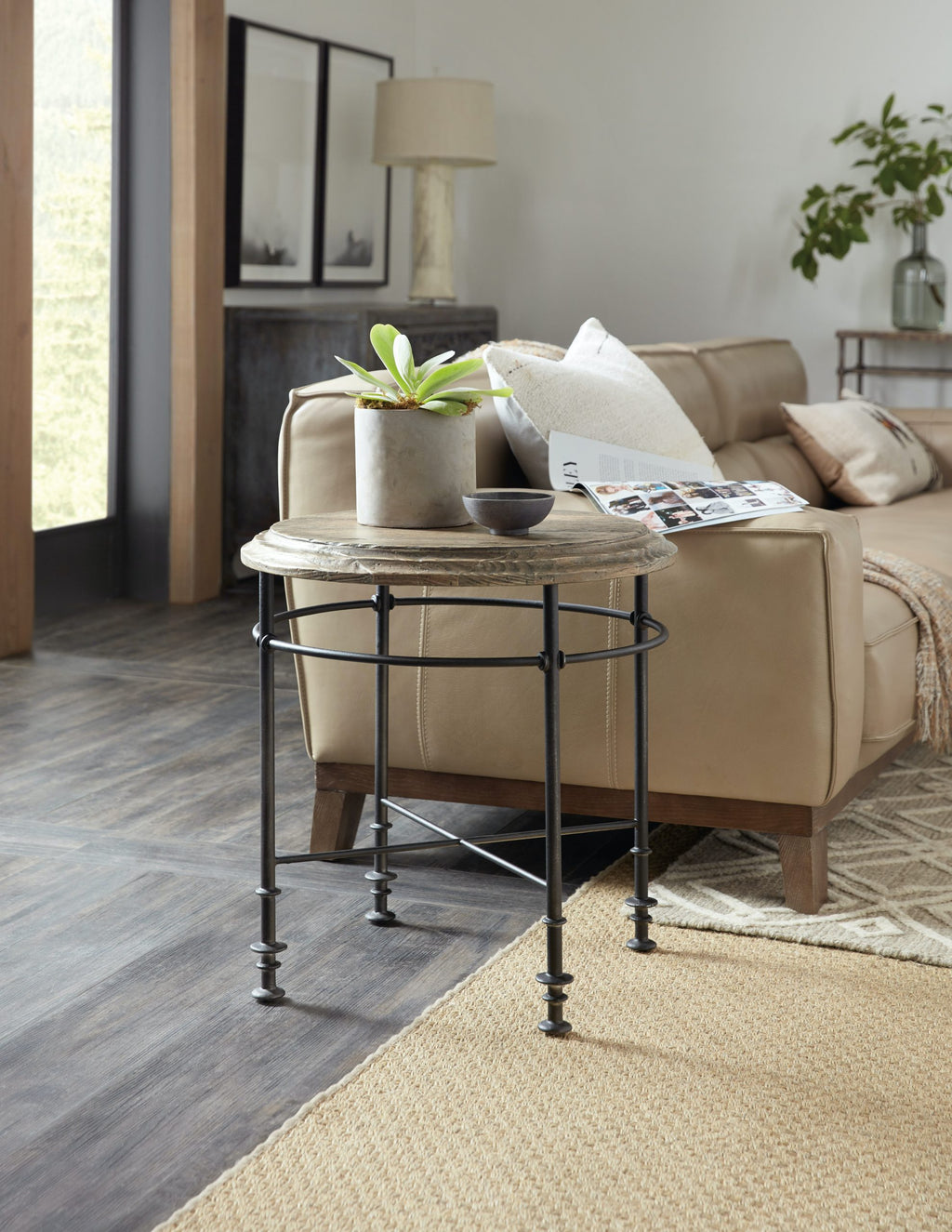 La Grang End Table - Hedi's Furniture
